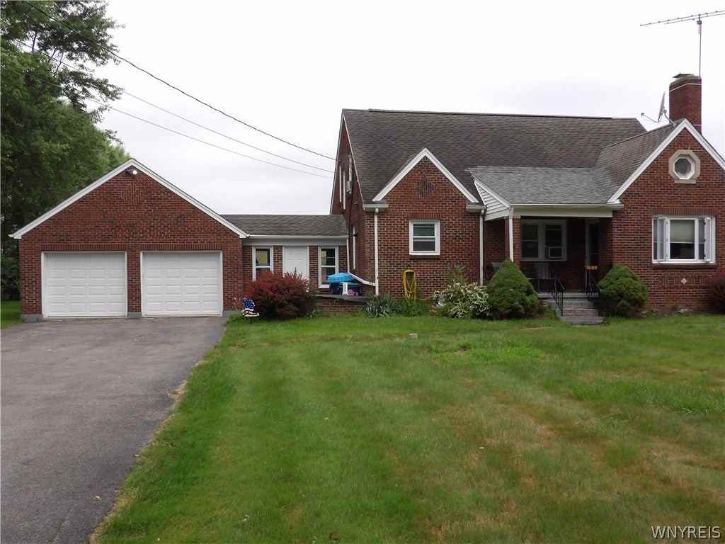 10300 Transit Rd - Photo 2 of 40