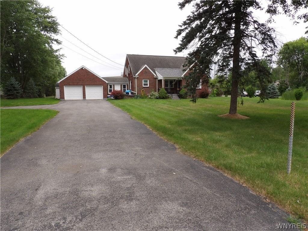 10300 Transit Rd - Photo 3 of 40