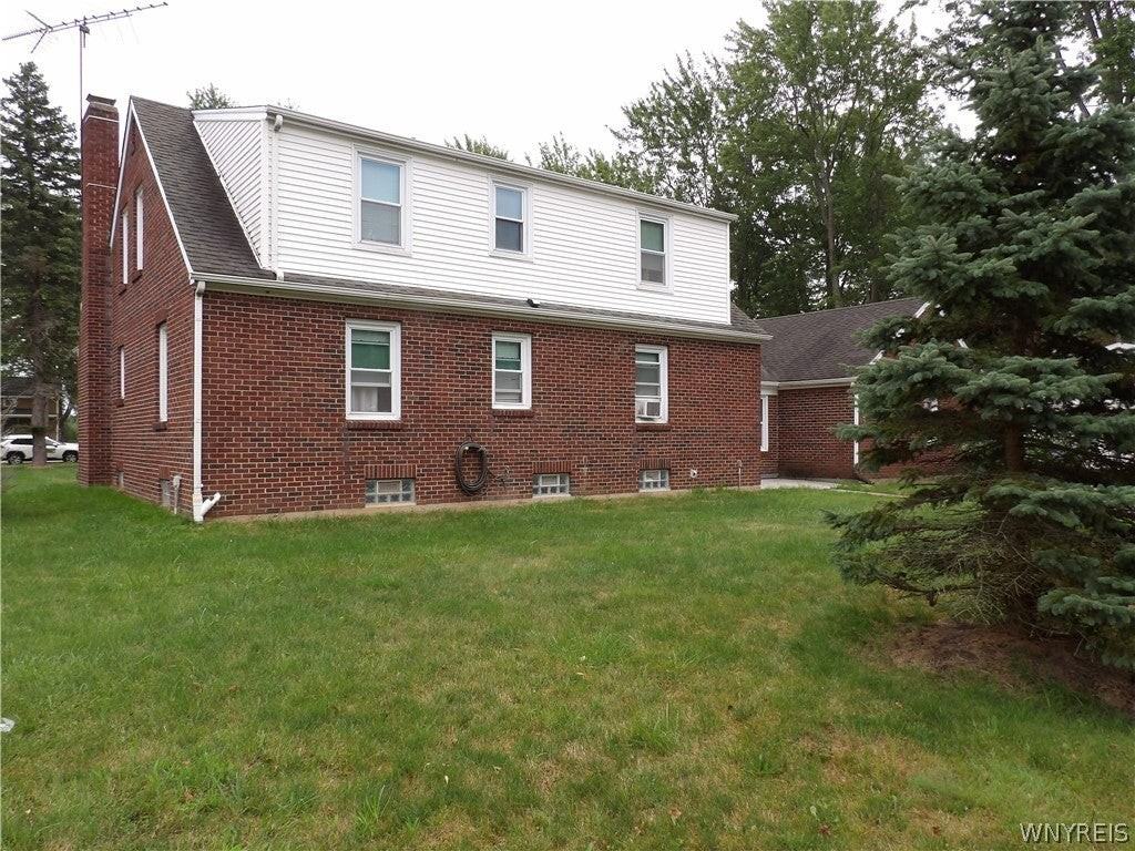 10300 Transit Rd - Photo 6 of 40