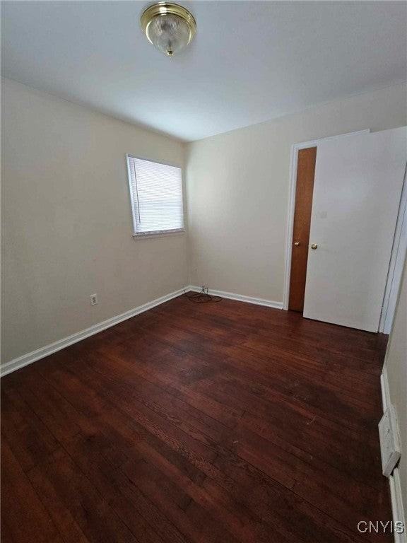 110 Frederick Dr - Photo 7 of 9