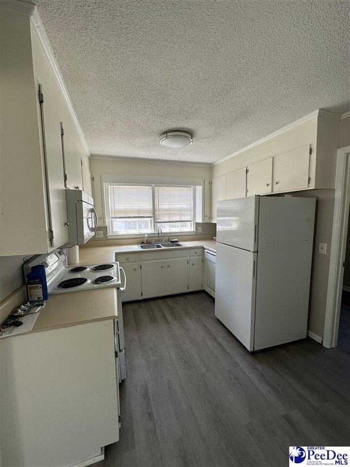 2241 Peachtree St - Photo 3 of 11