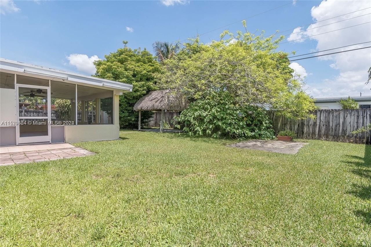 12295 Sw 31st St - Photo 3 of 8