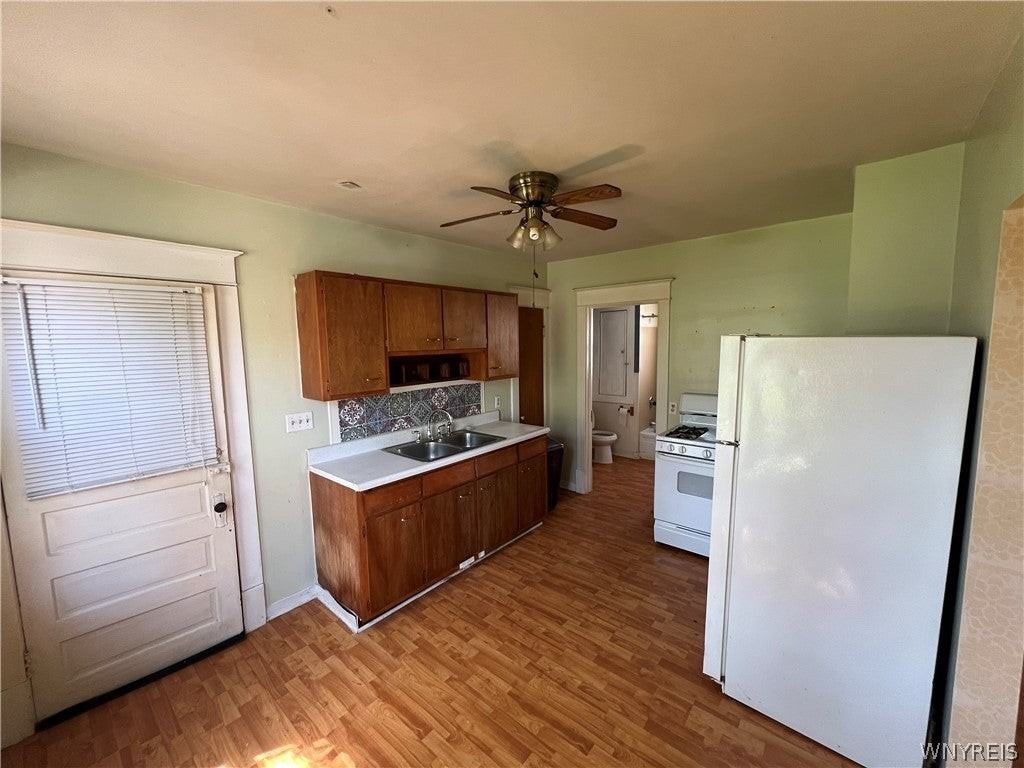 44 Muskingum St - Photo 3 of 5