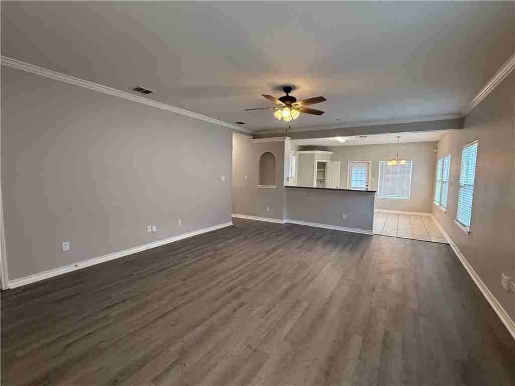 6538 Fenwick Dr - Photo 2 of 20