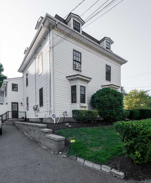 23 County St - Photo 2 of 28