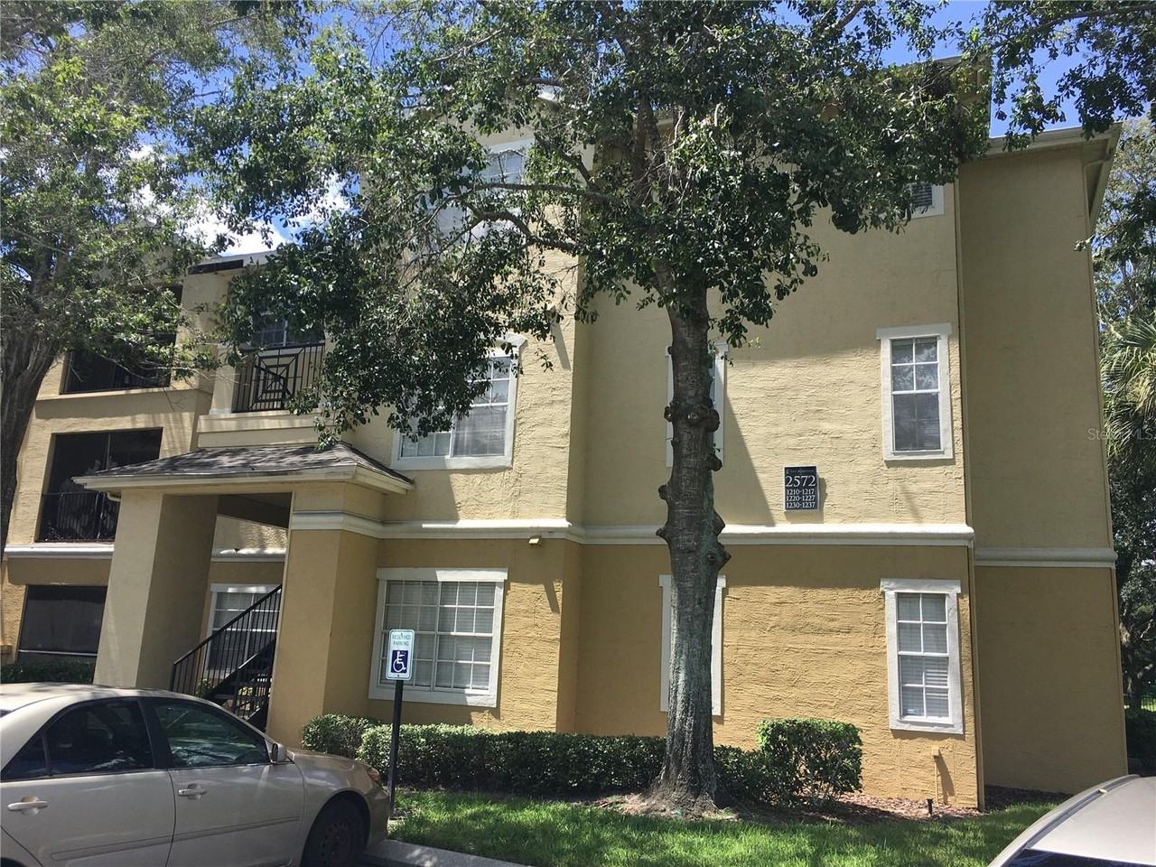 2572 Robert Trent Jones Dr