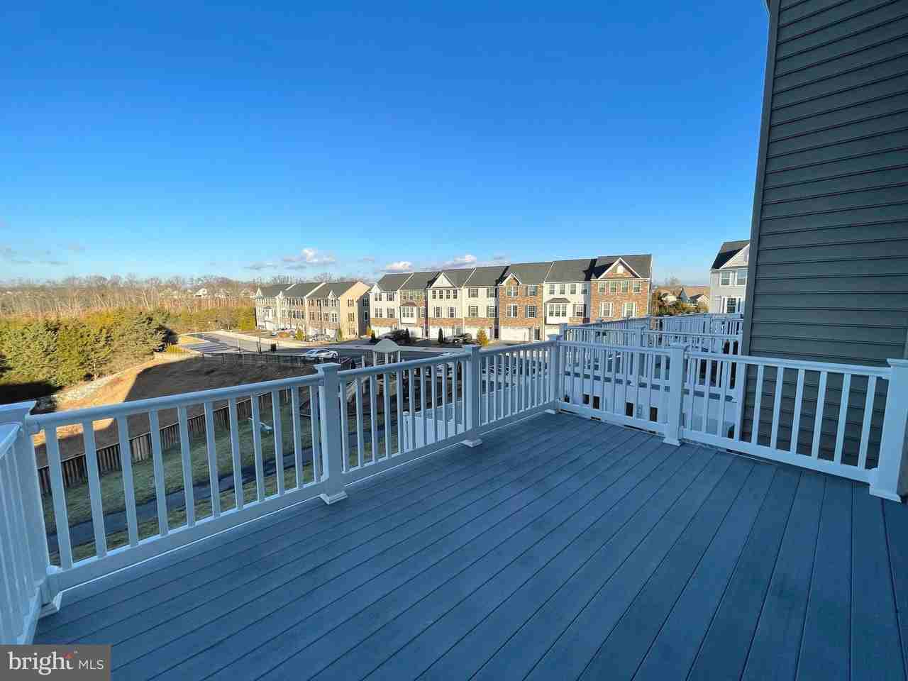 135 Trout Lily Dr - Photo 3 of 27