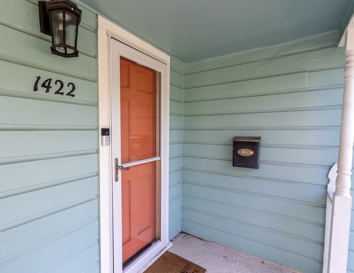 1422 Market St - Photo 2 of 20