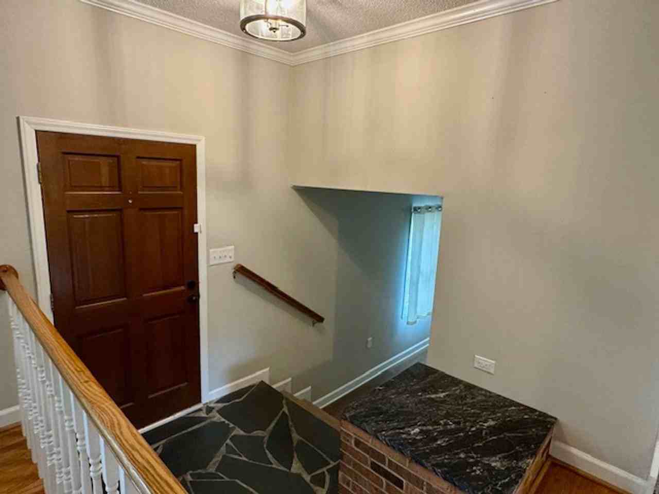 5708 Pheasant Ct - Photo 4 of 28