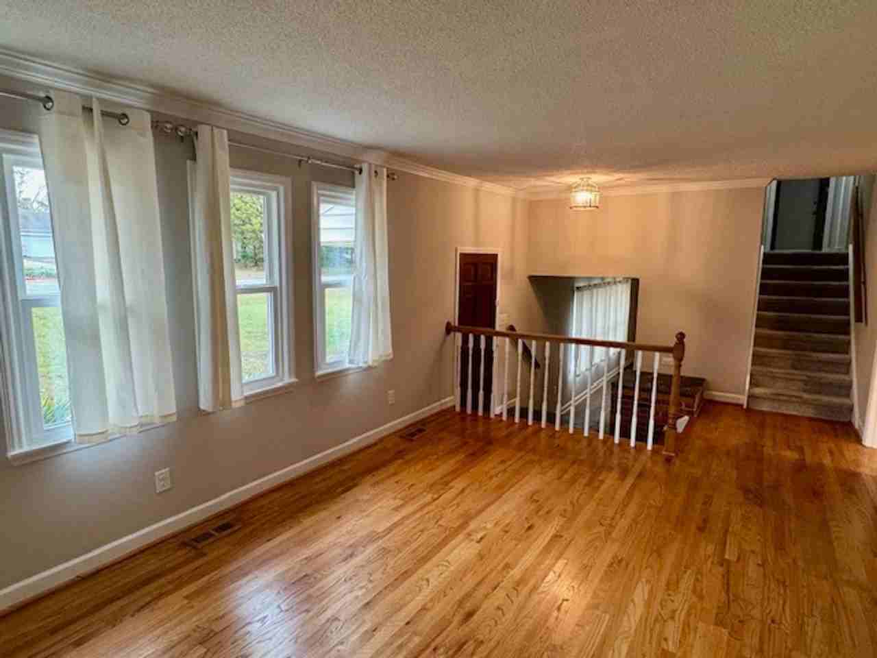 5708 Pheasant Ct - Photo 6 of 28