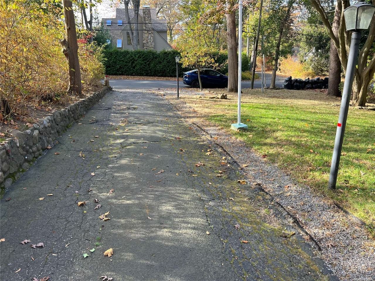 43 Longview Ave - Photo 2 of 22