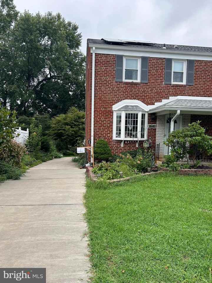 348 Elinor Ave - Photo 2 of 14