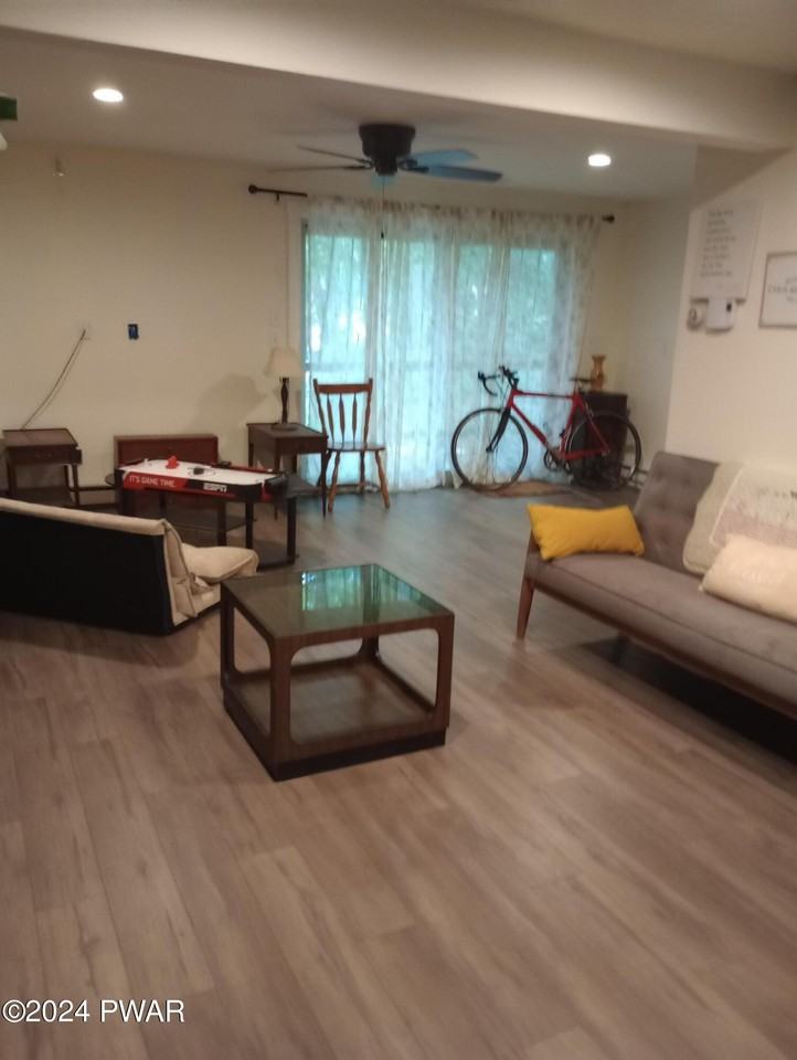 100 Willow Drive - Photo 3 of 30