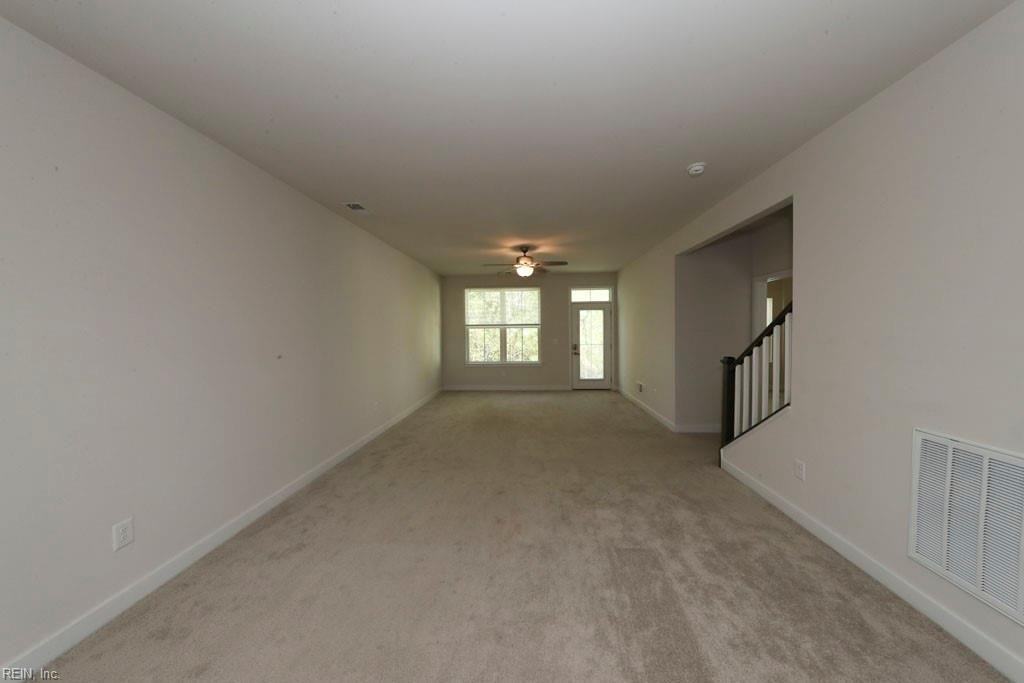 1817 Doubloon Way - Photo 3 of 9