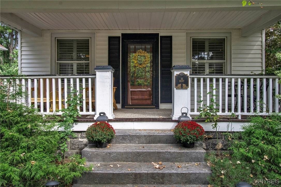 25 Reist St - Photo 2 of 30