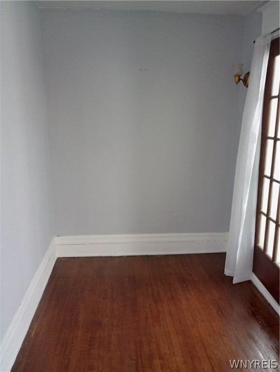 103 Villa Ave - Photo 3 of 13