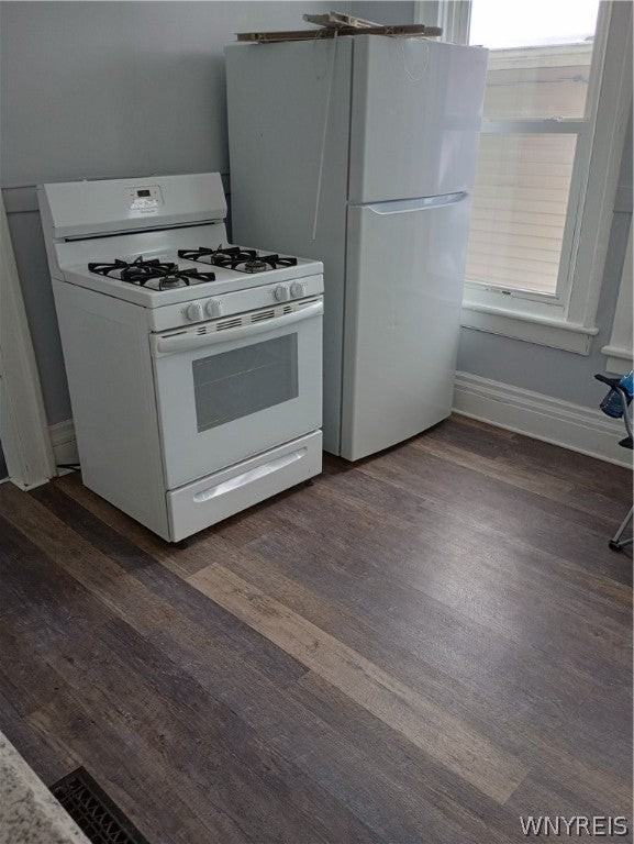 103 Villa Ave - Photo 5 of 13