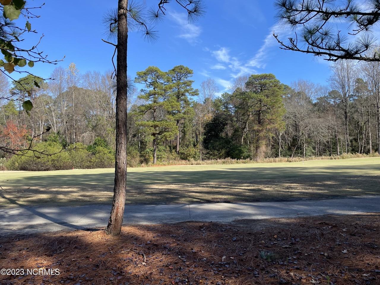 125 Scott Rd - Photo 4 of 25