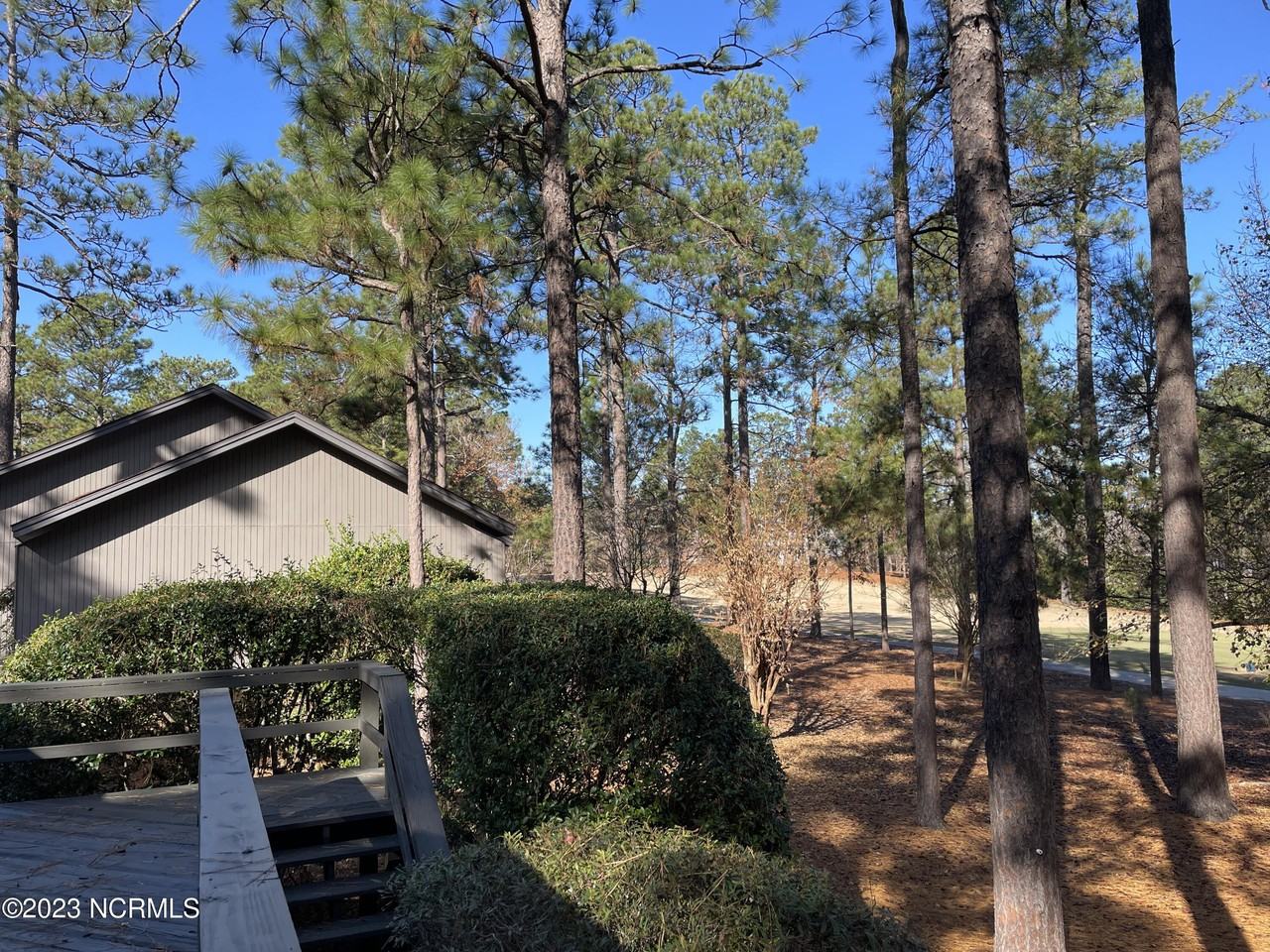 125 Scott Rd - Photo 6 of 25