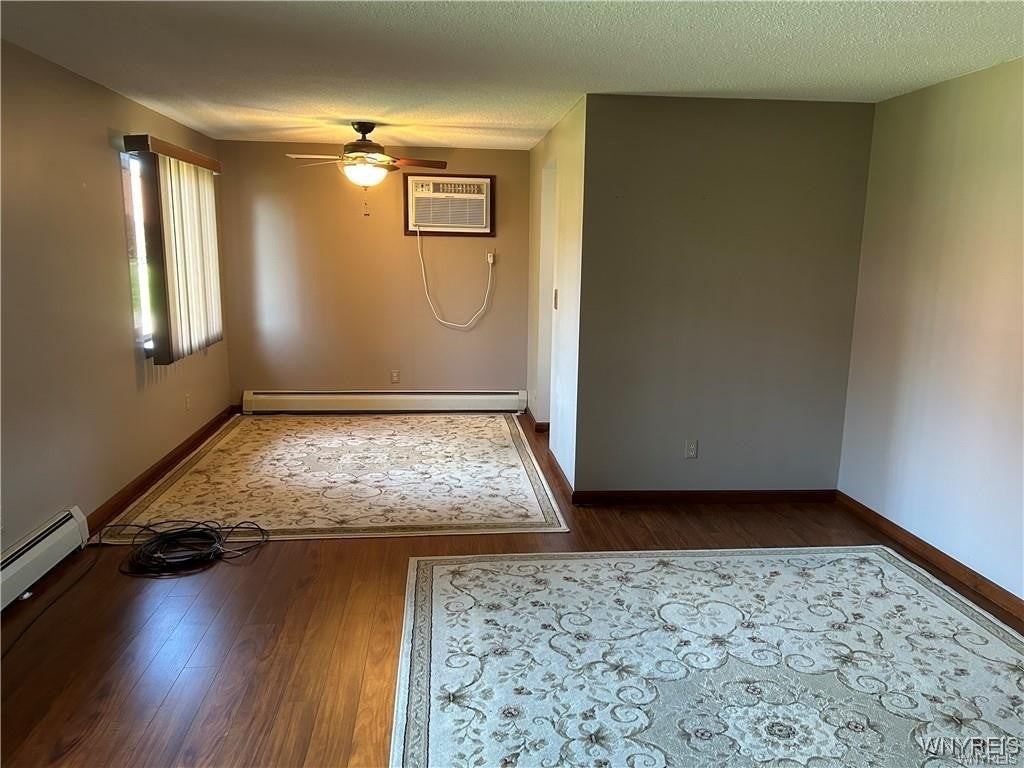 3906 Ridge Lea Rd - Photo 2 of 25