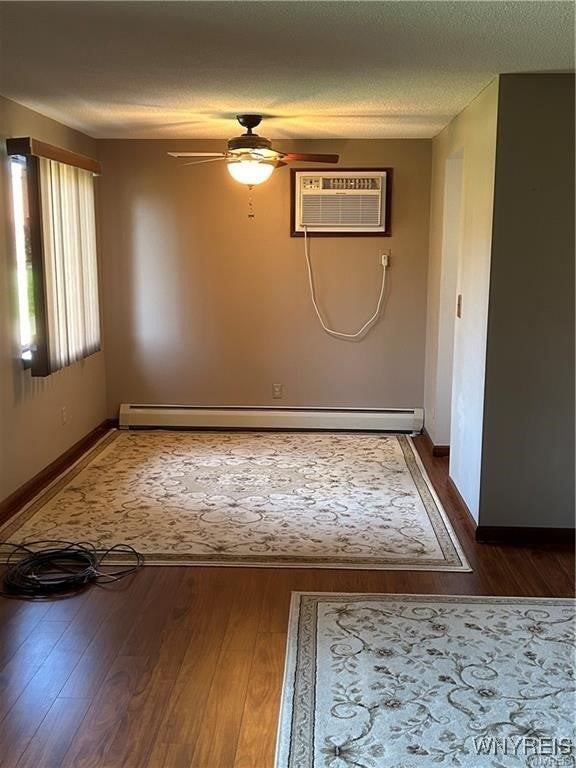 3906 Ridge Lea Rd - Photo 5 of 25