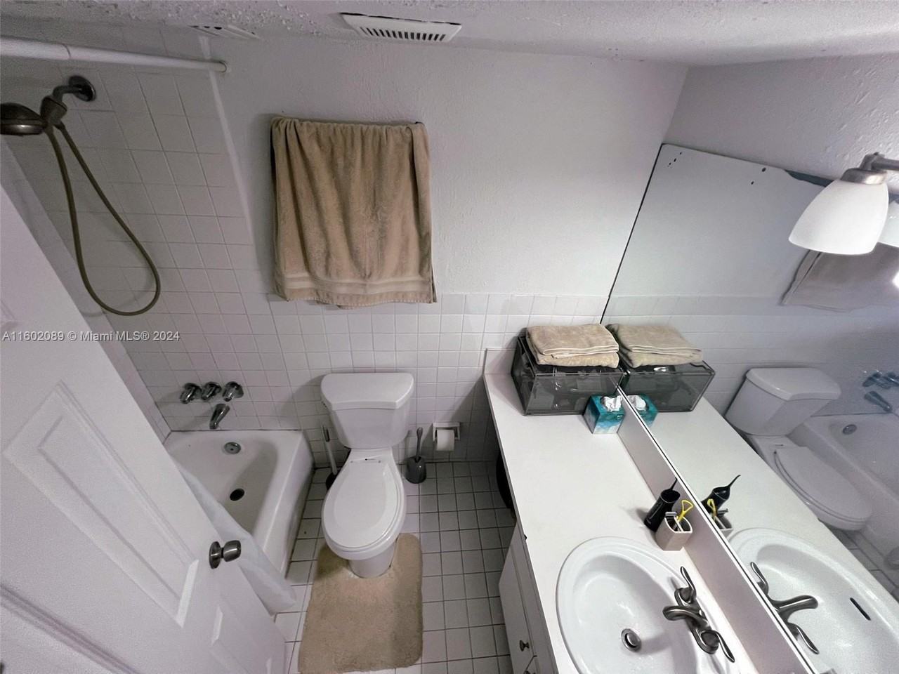 8650 Sw 67th Ave - Photo 4 of 5