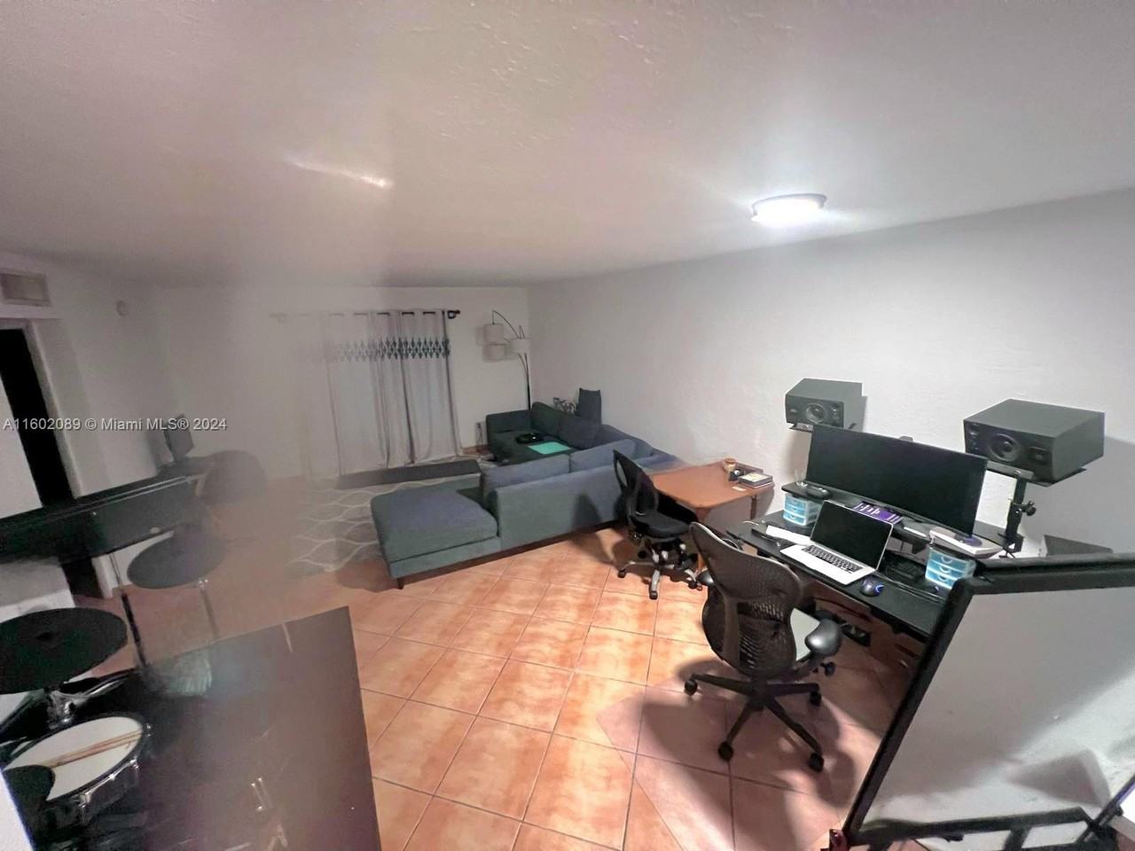 8650 Sw 67th Ave - Photo 5 of 5