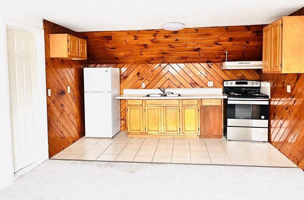 26 N Leyden St #3 - Photo 2 of 7