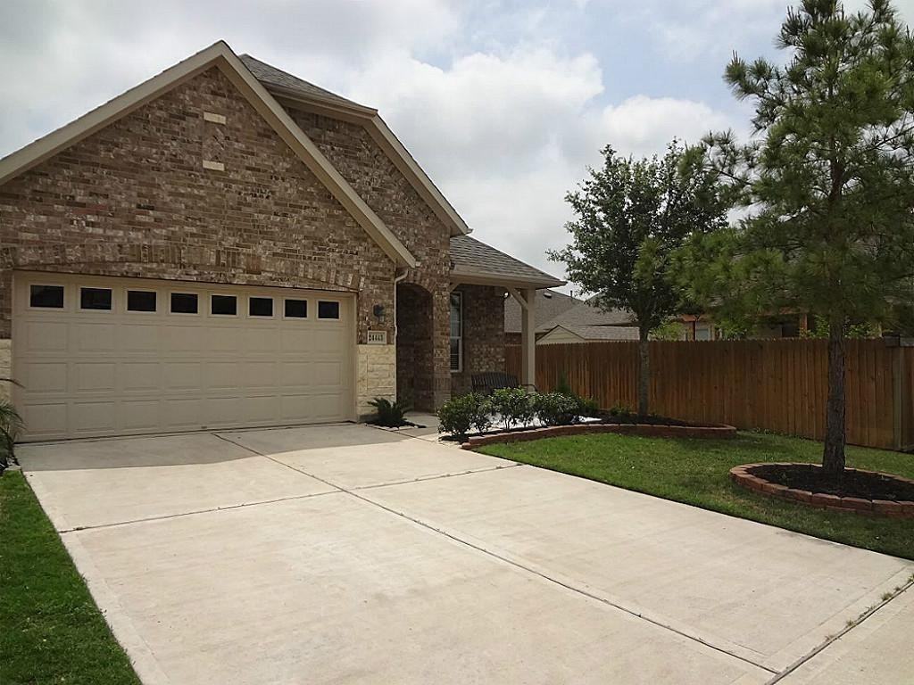 24443 Dartford Springs Ln - Photo 3 of 20