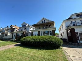 featured image of 56 Shoreham Lower Parkway #1