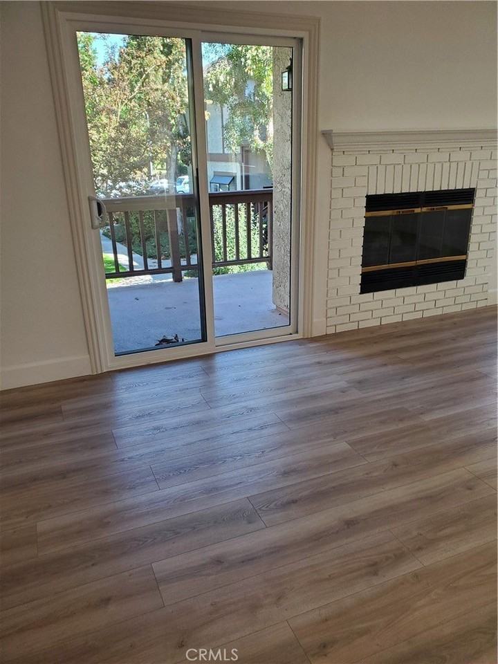 11097 Linda Ln - Photo 4 of 24