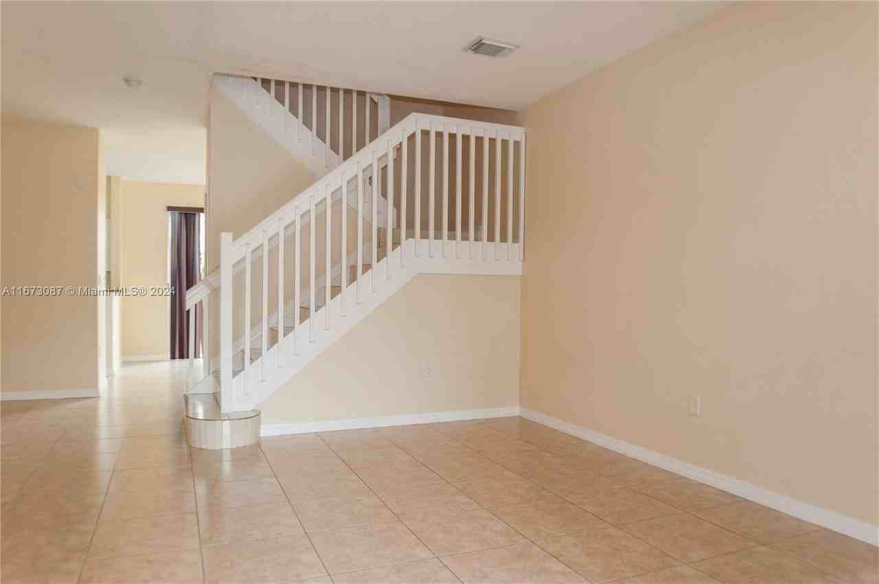 11873 Southwest 152nd Court - Photo 5 of 28