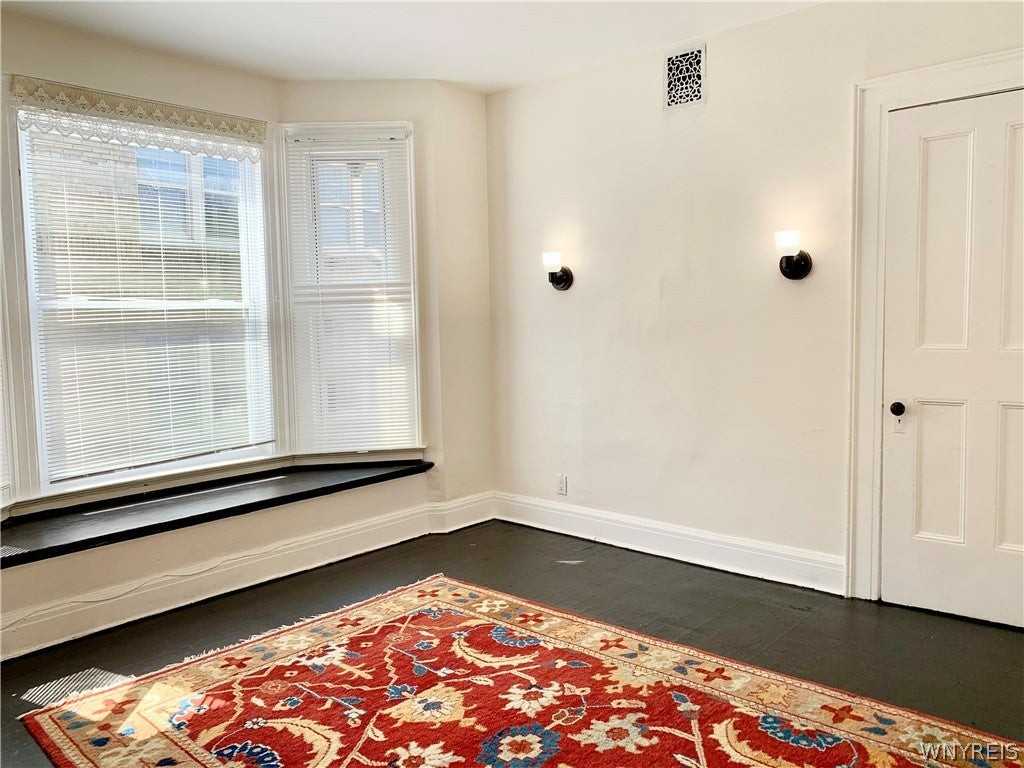 2449 Delaware Ave - Photo 3 of 10