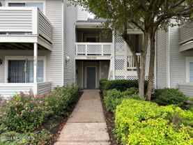 564 Applewood Ct - Photo 1 of 1