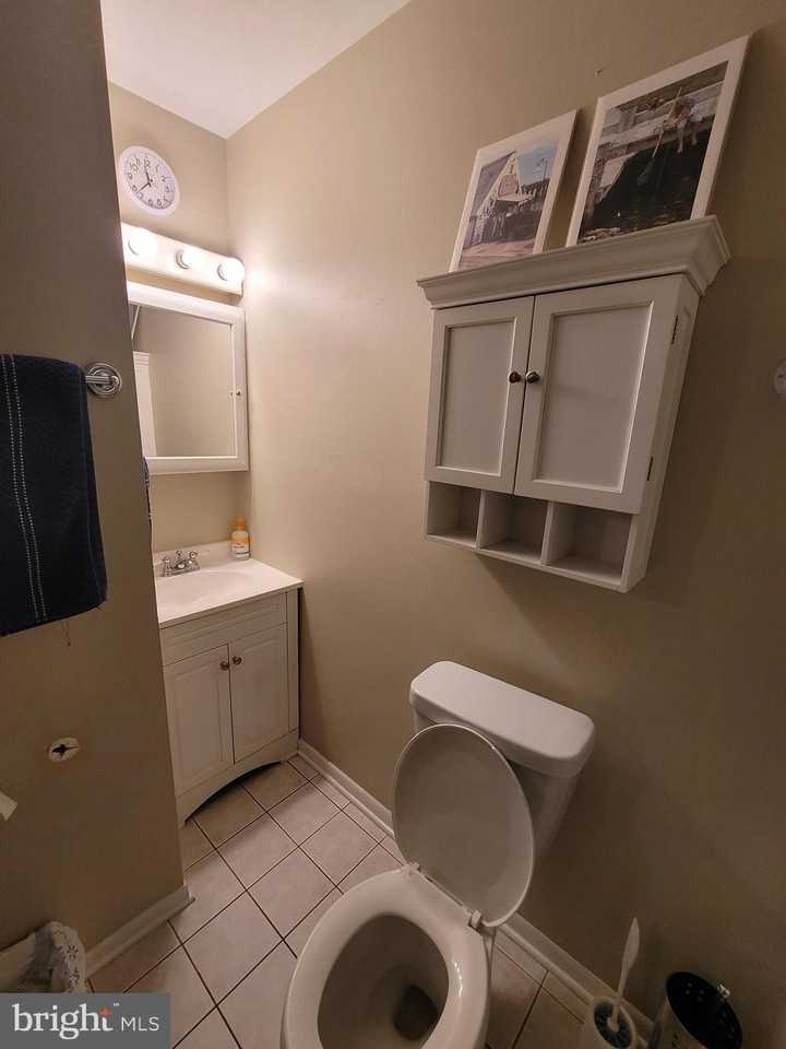 105 123rd St - Photo 6 of 12