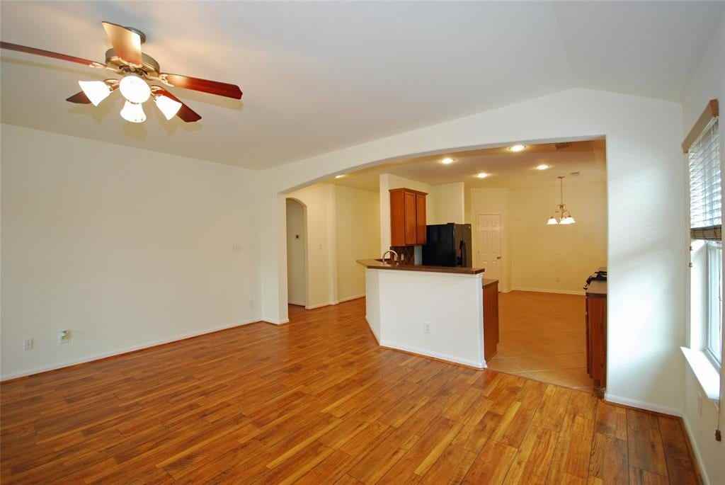 6846 Springfield Garden Ln - Photo 7 of 22