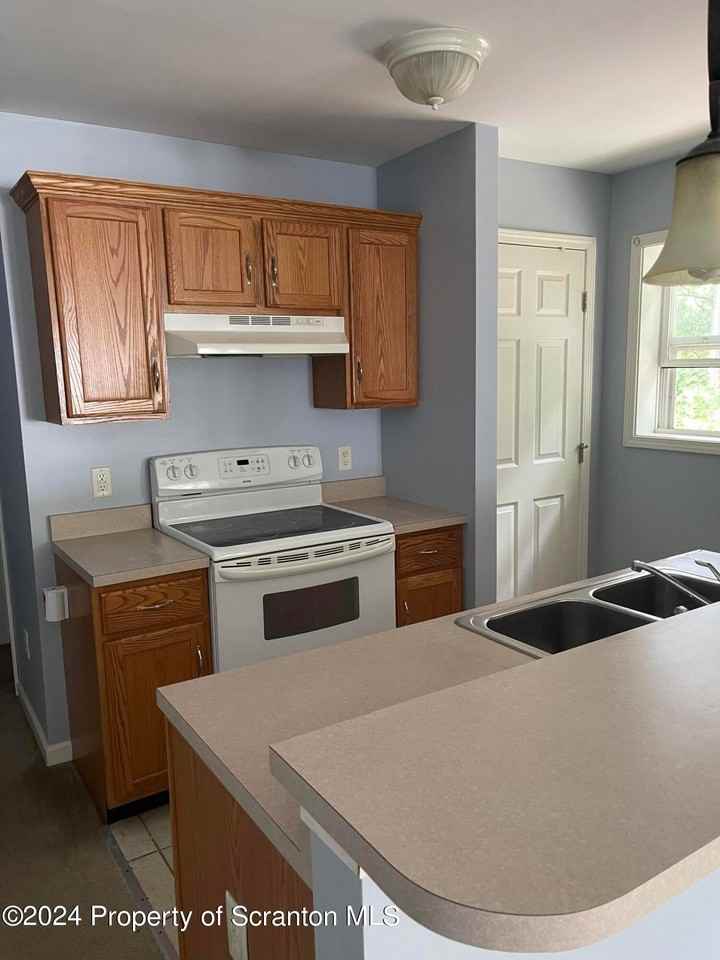 907 Rear Lackawanna Avenue #A - Photo 4 of 9