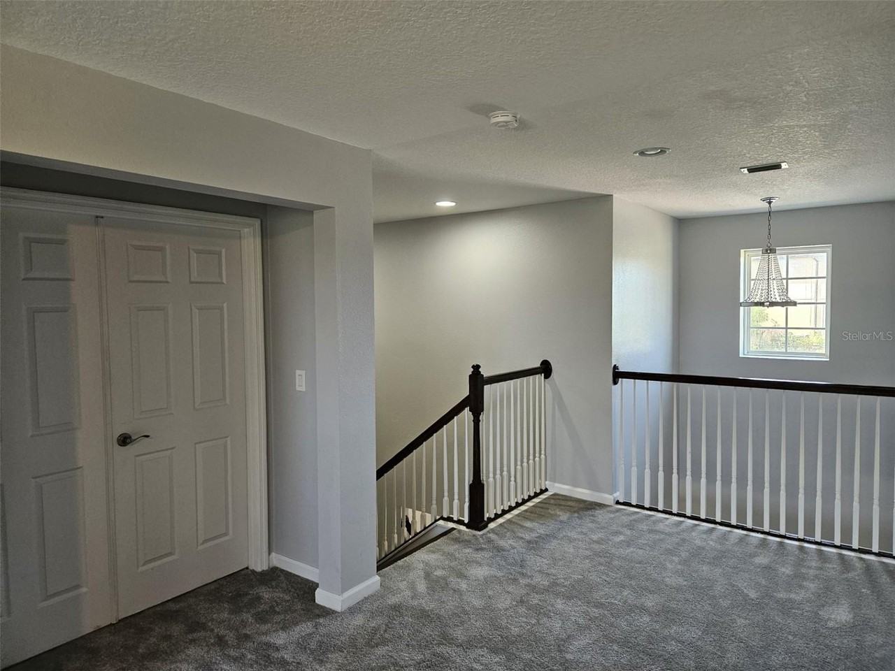 3047 Westyn Cove Lane - Photo 4 of 9