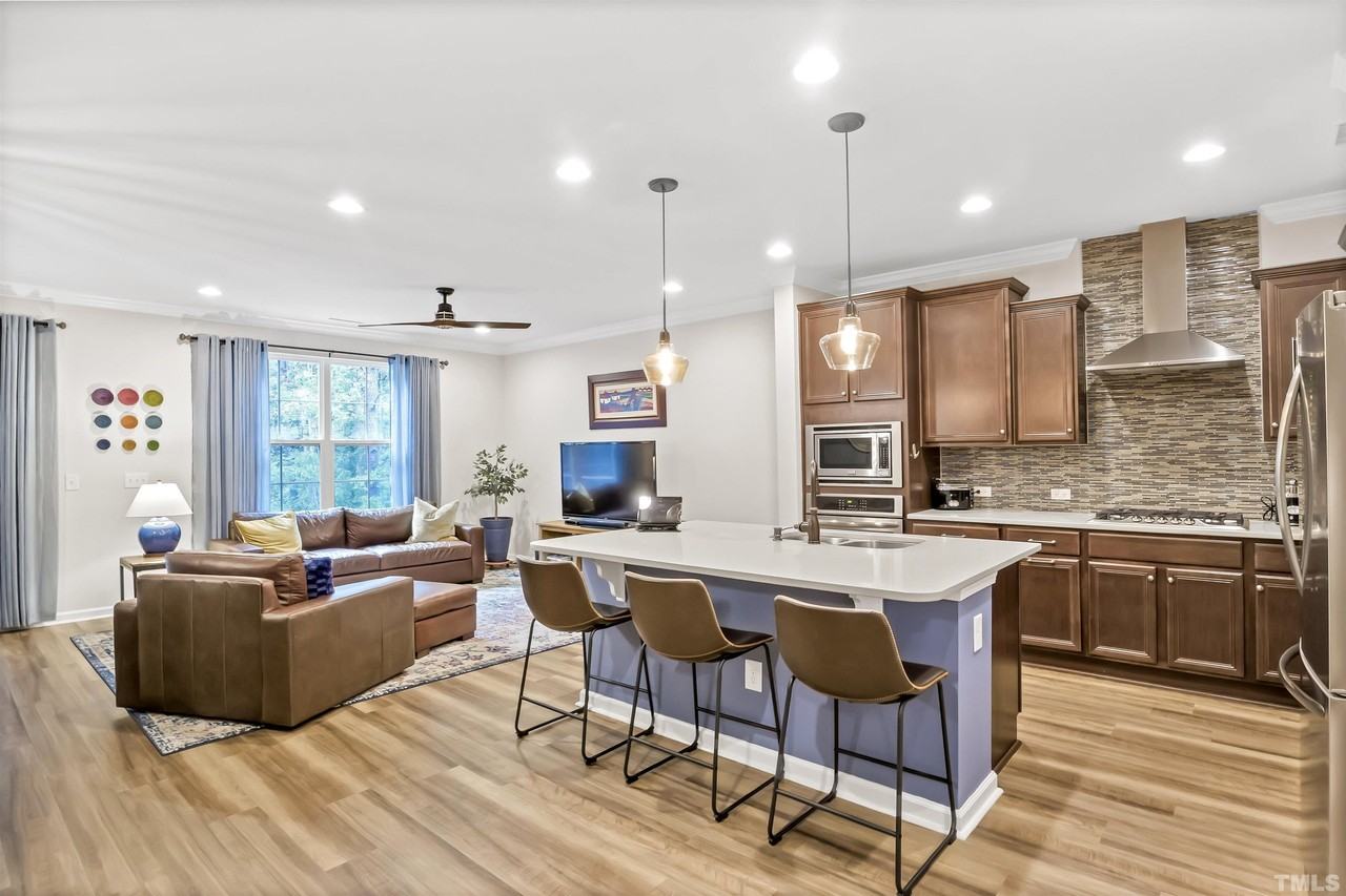 1204 Southpoint Trl - Photo 5 of 17