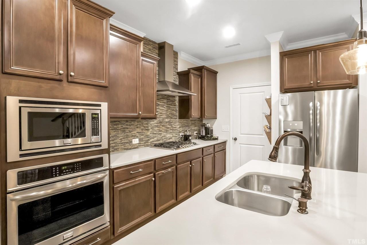 1204 Southpoint Trl - Photo 7 of 17