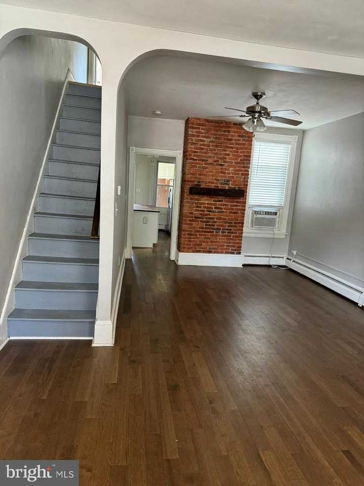 343 Washington Ave - Photo 3 of 17