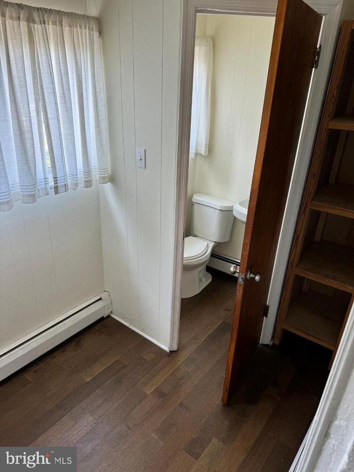 343 Washington Ave - Photo 6 of 17