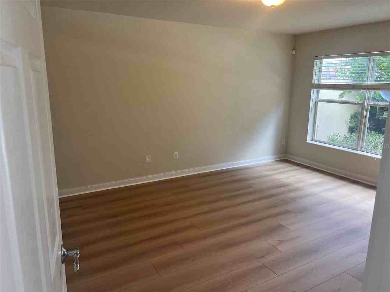 12055 Modena Lane - Photo 4 of 24