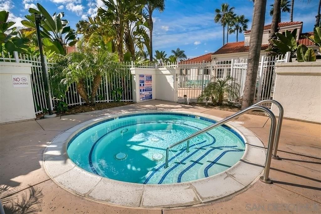 9489 Fairgrove Ln - Photo 4 of 23