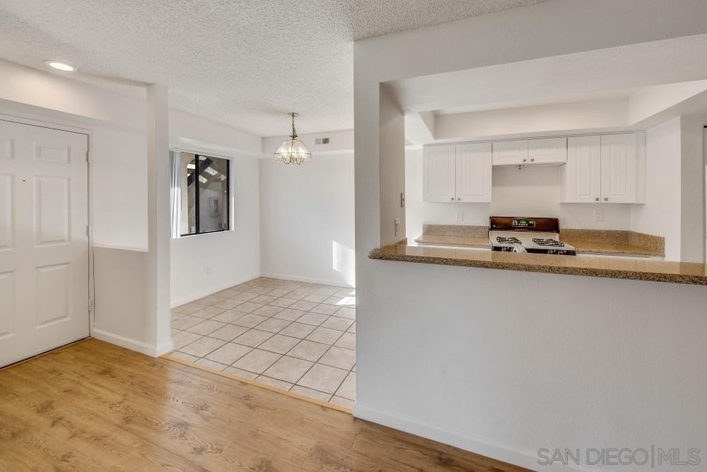 9489 Fairgrove Ln - Photo 7 of 23