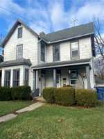 featured image of 1170 Lagonda Ave ##1/2