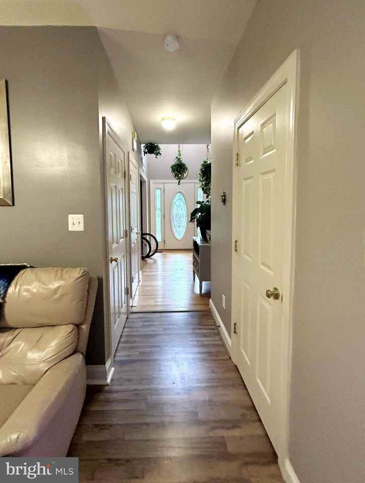 11620 Shoshone Trl - Photo 3 of 20