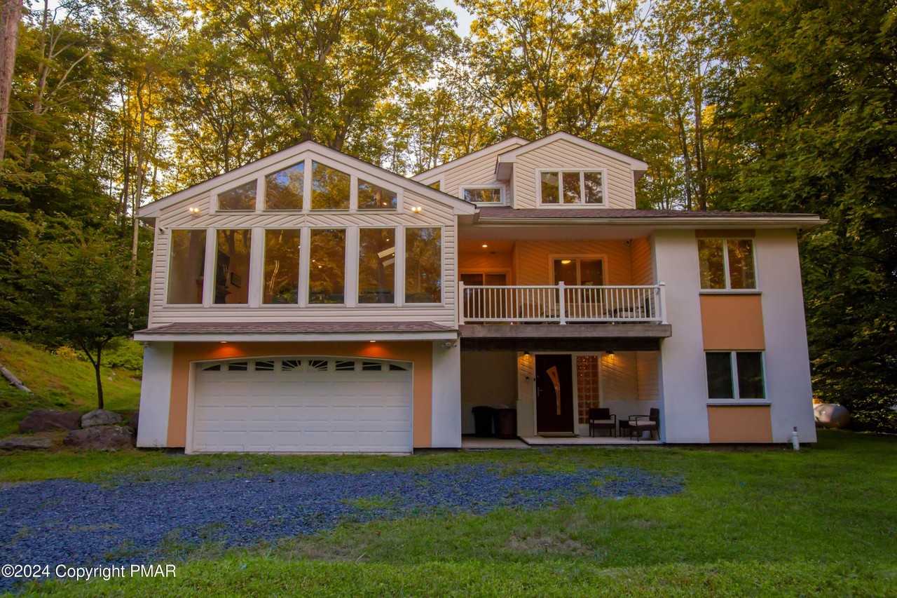 257 Elk Run Rd - Photo 2 of 42