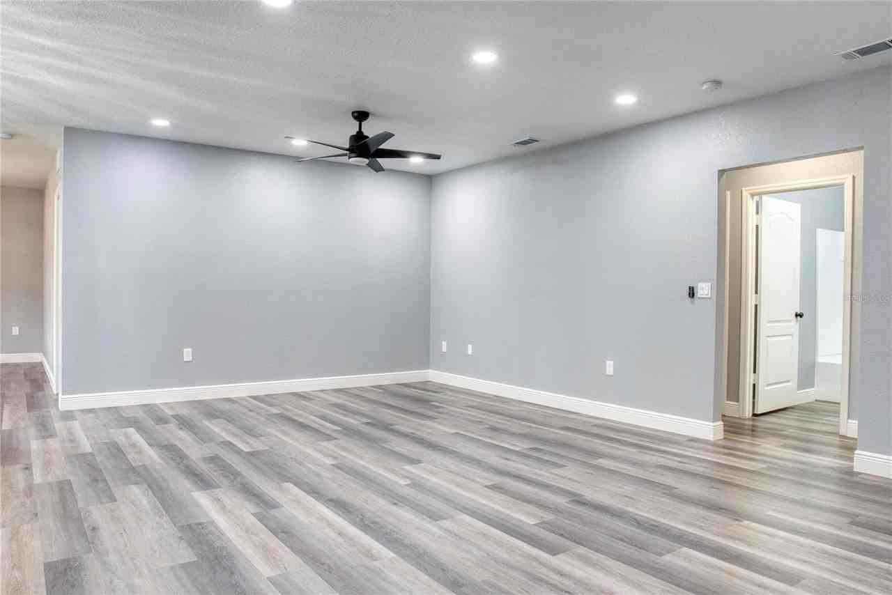 3711 Julius Estates Boulevard - Photo 4 of 28