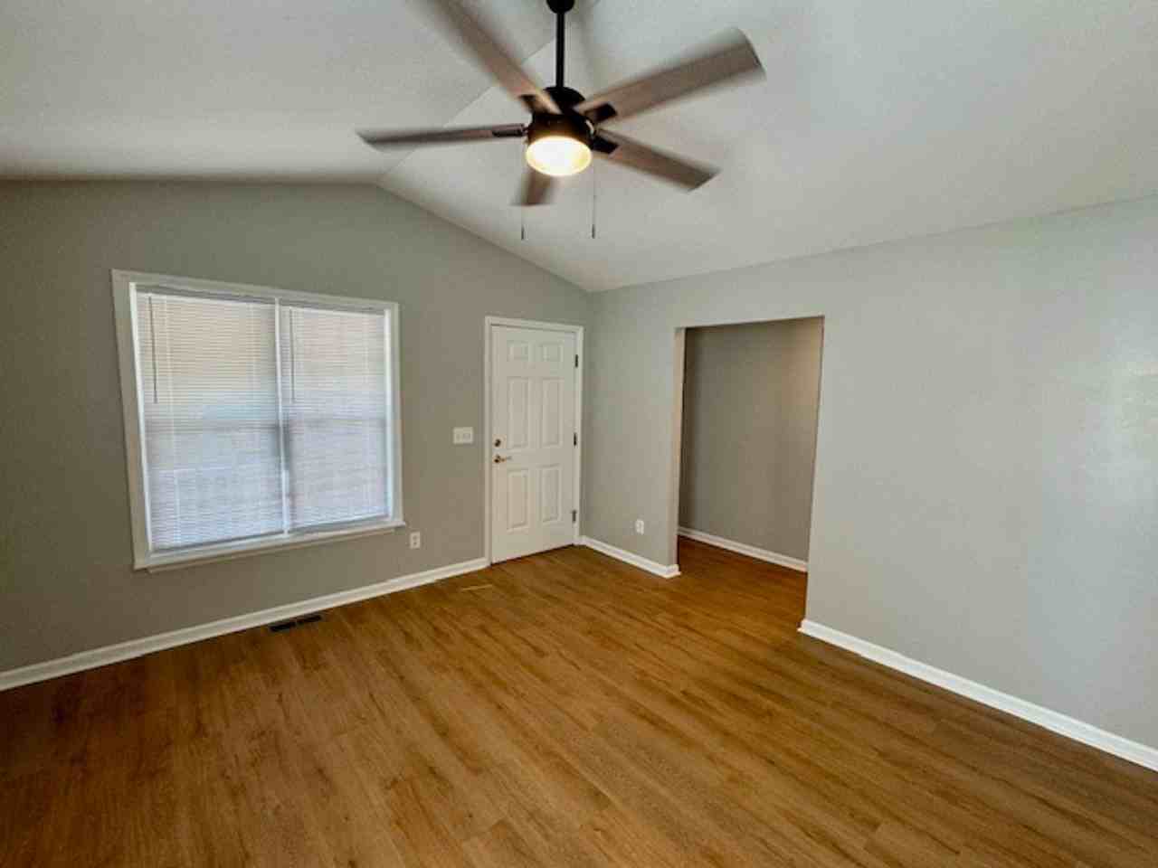 1117 Thelonious Dr - Photo 4 of 20